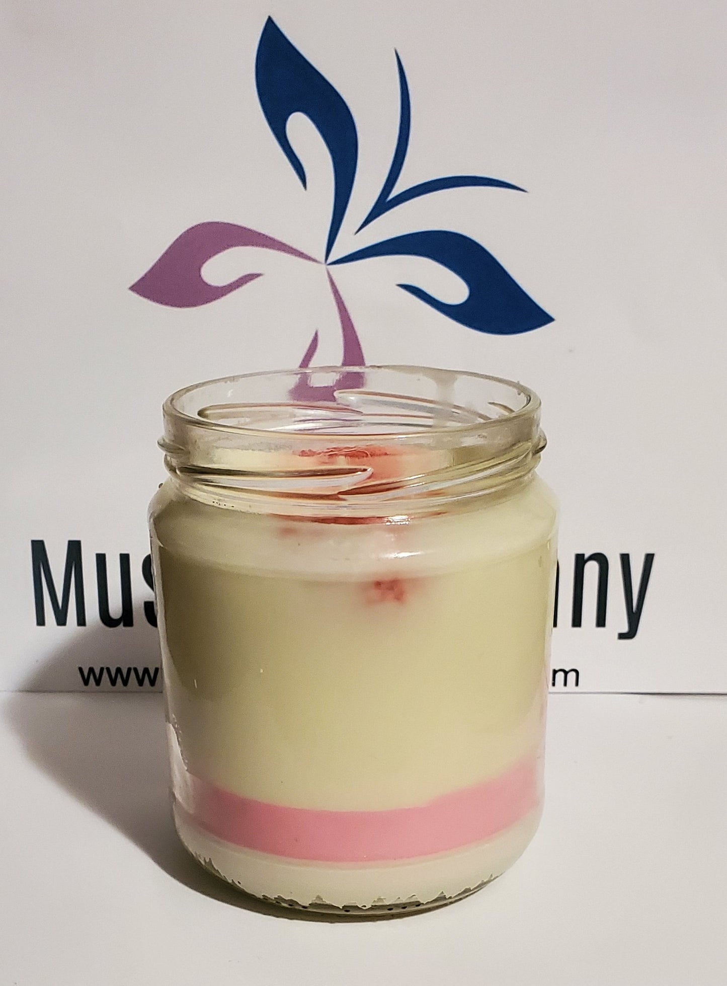 Strawberry Vanilla Yogurt scented candle