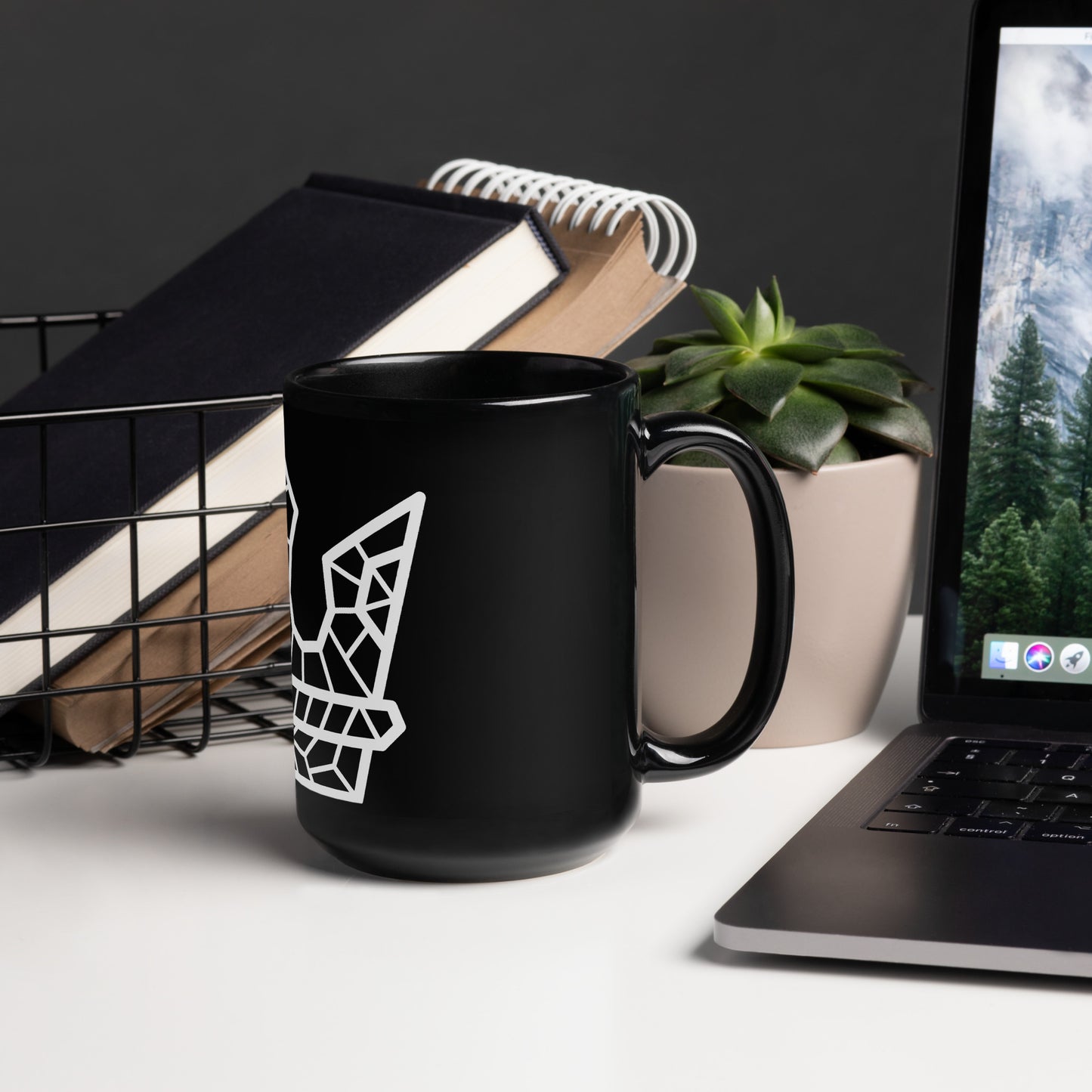KING Black Glossy Mug